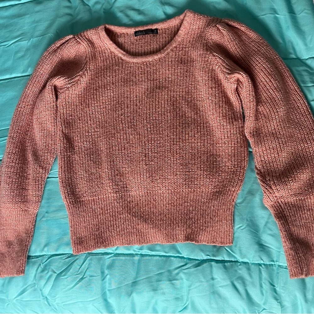 Long sleeve knit crop top